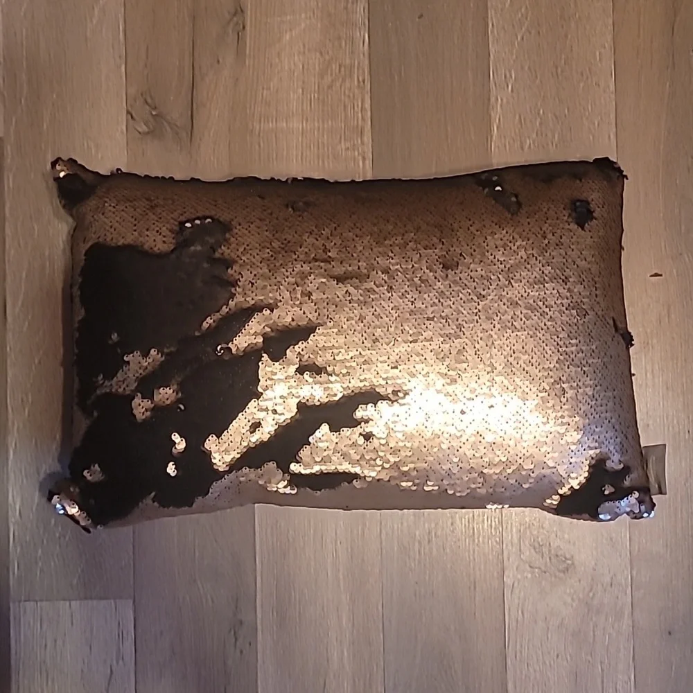 New Aviva Stanoff Gold Sequin Mermaid Accent Pillow Bundle Of 2
